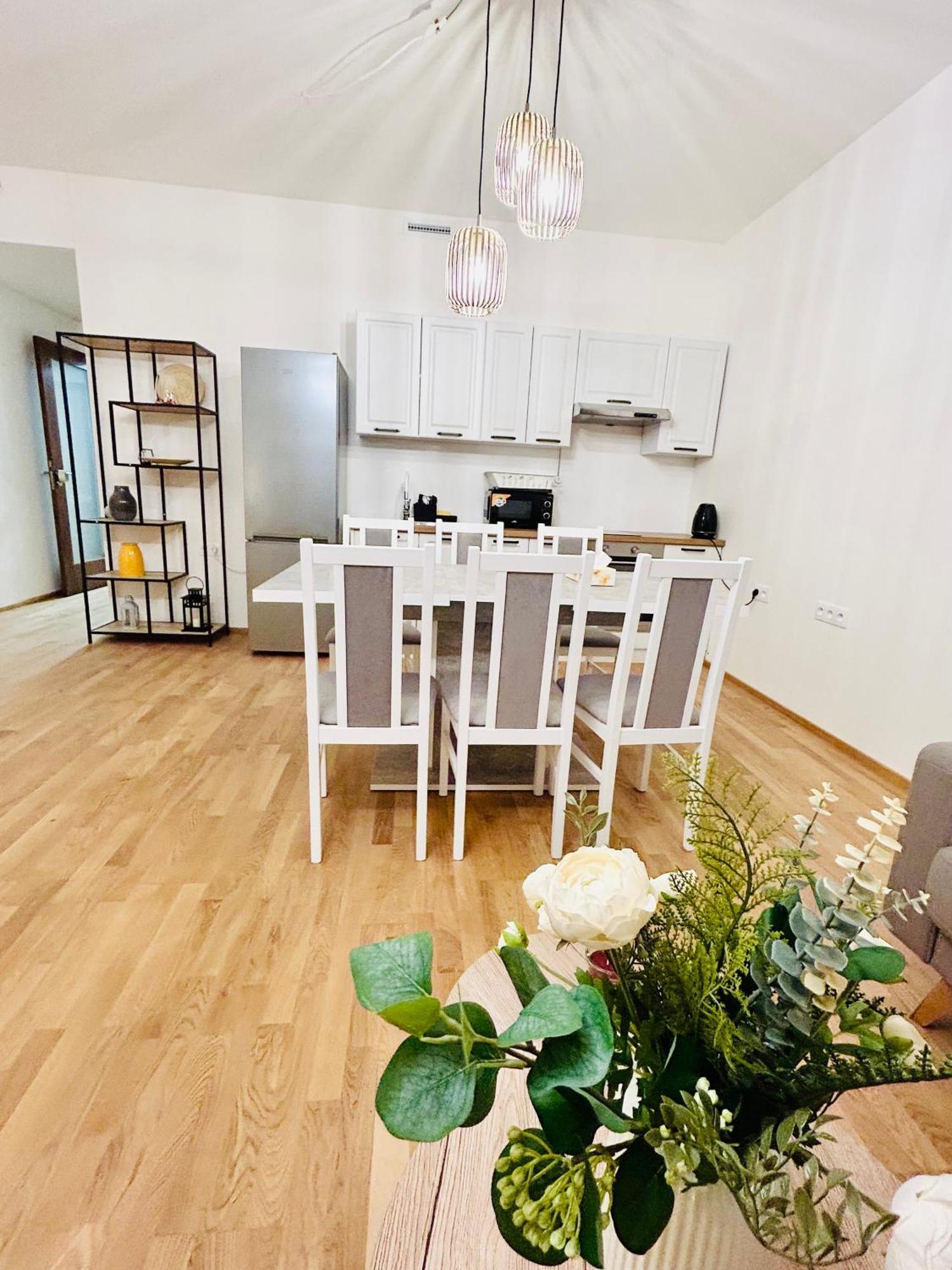 Apartmán New Luxury At Andel Metro Station *