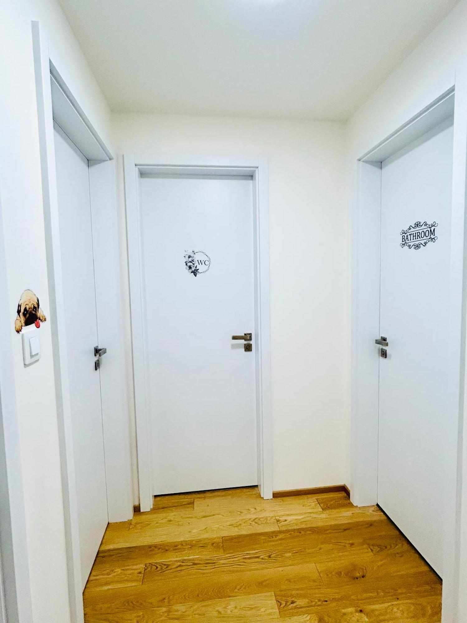 New Luxury At Andel Metro Station Apartmán Praha