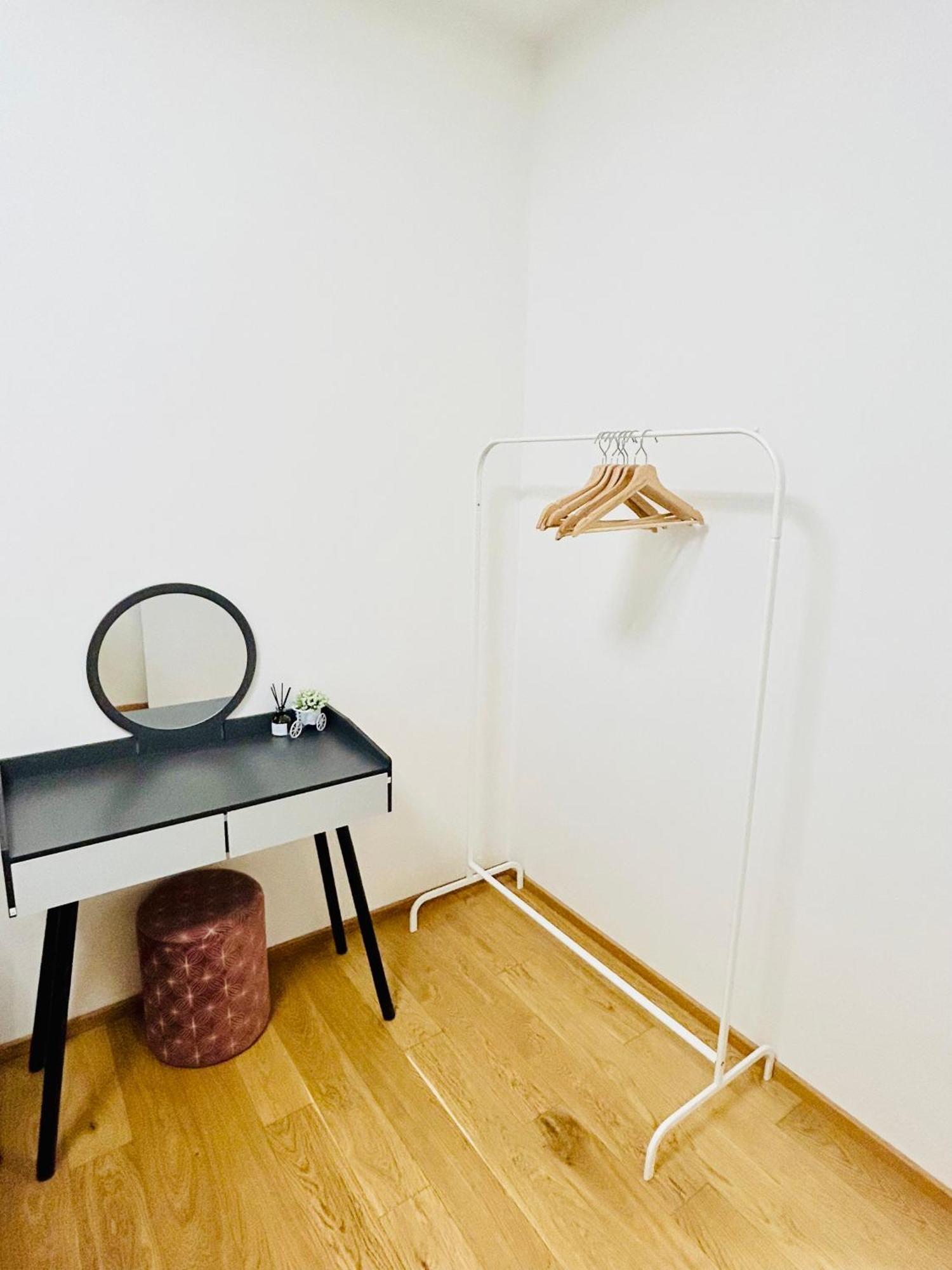 Apartmán New Luxury At Andel Metro Station